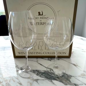 2 Elegant Robert Mondavi by Waterford wine Glasses.